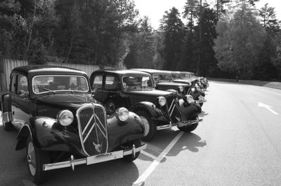 Voitures d'un autre temps_4550614721_l.jpg